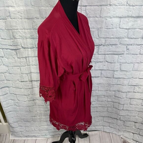 Women’s tie front robe with lace trim burgundy color sz small - Picture 6 of 10
